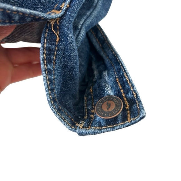 Hollister Women's Summer Fall Spring Denim Jacket - Picture 4 of 5